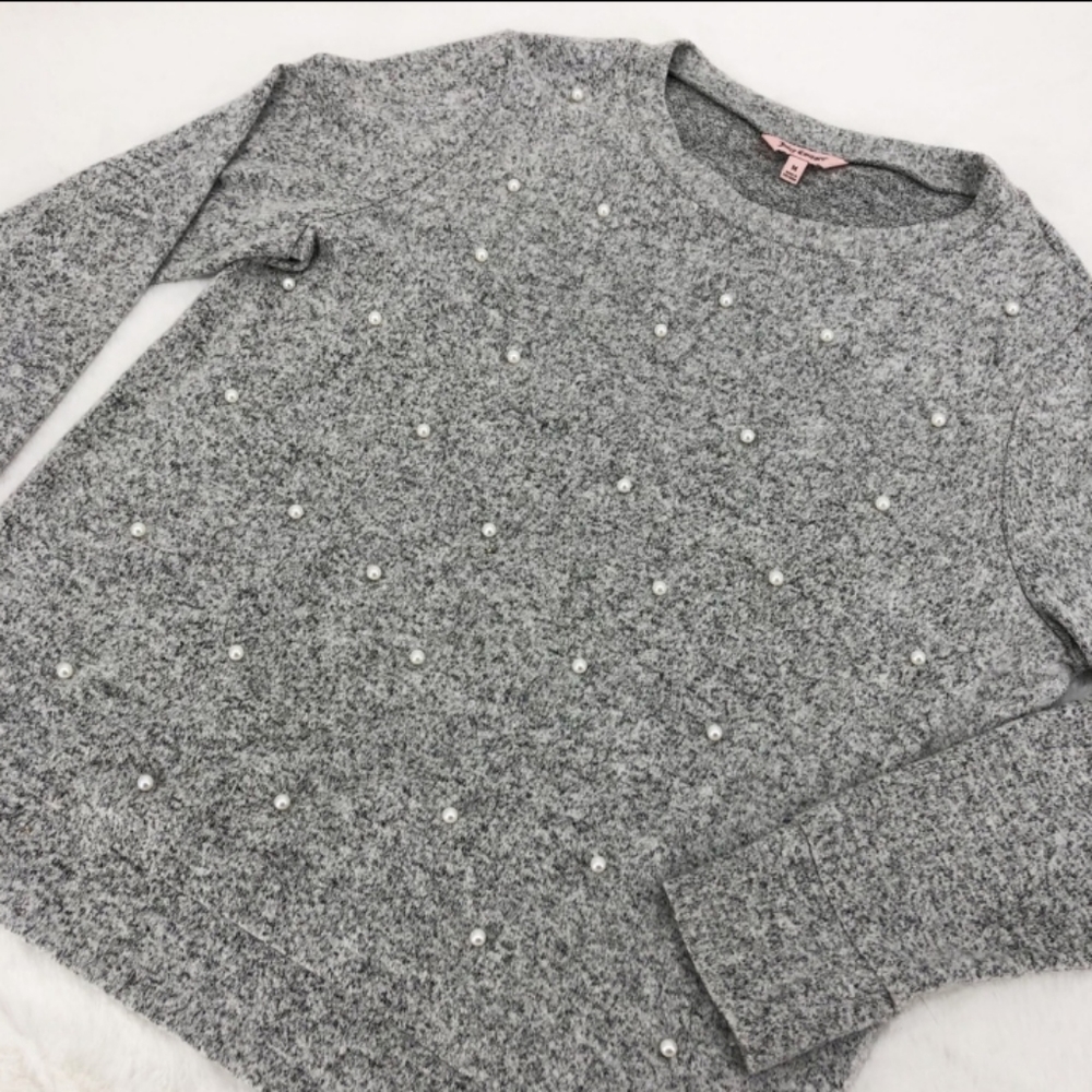 Juicy Couture M Gray Pearl Embellished Sweater